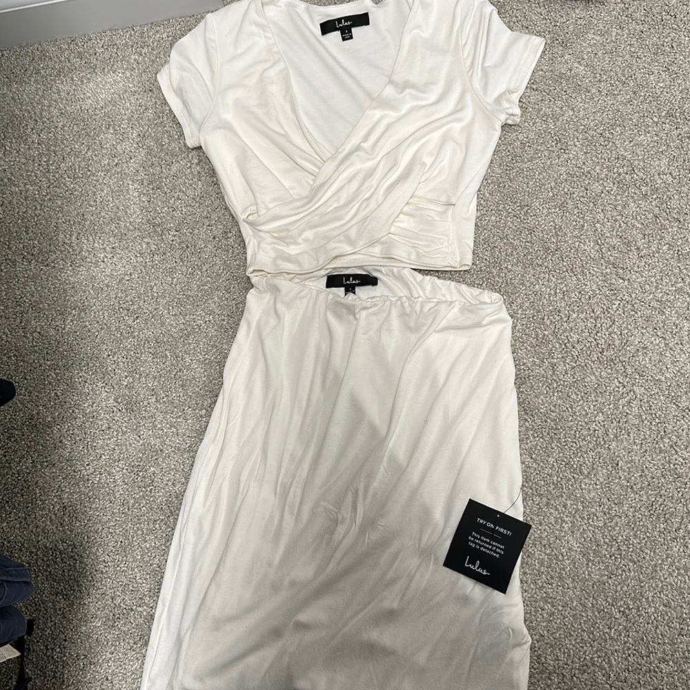 Lulus 2 piece white crop set -size small women’s NWT